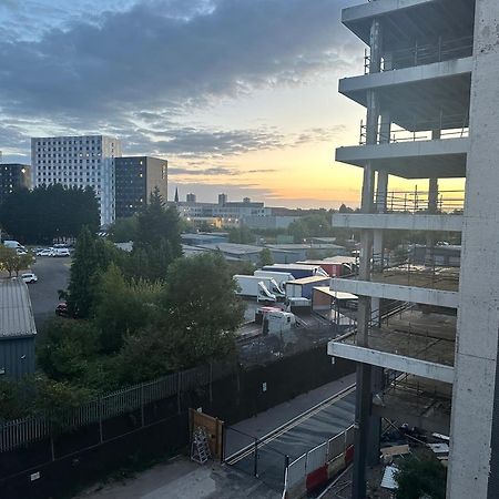 Apartamento Salford Quays Mánchester Exterior foto